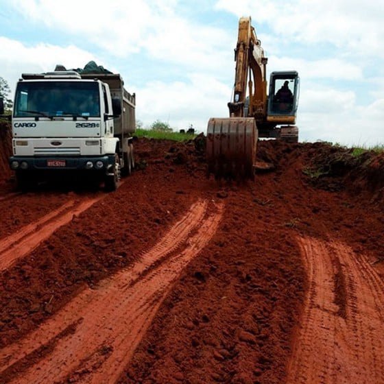 serviço de nivelação terraplenagem